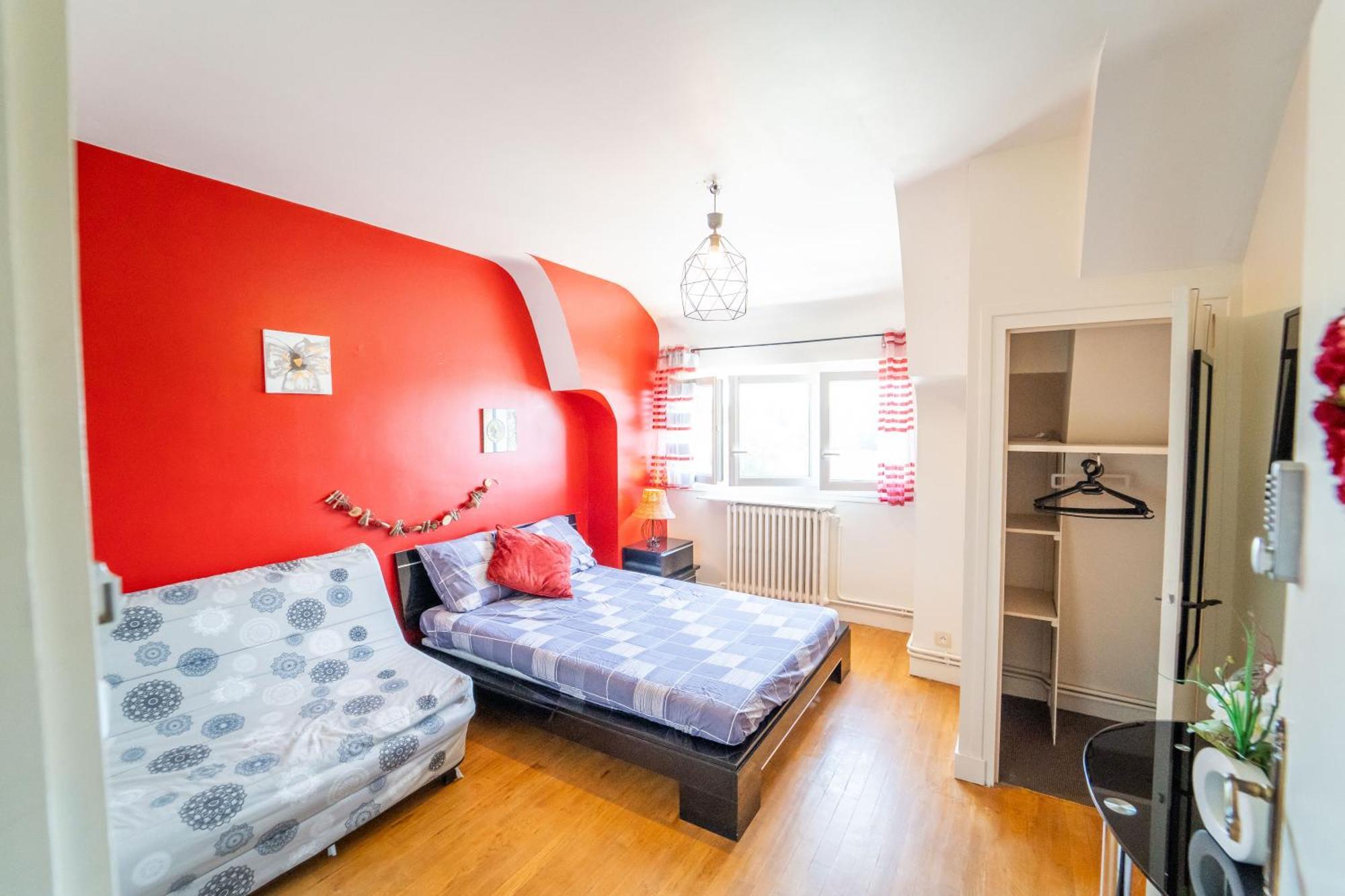 Appart 4 Chambres Parking Voitures Velos 10Min Blois Ngoại thất bức ảnh